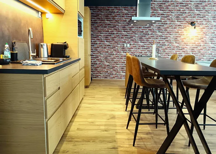 Chaleureux Et Spacieux Centre Avec Parking Appartamento