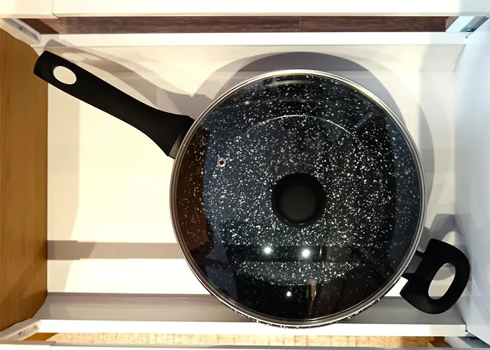 Chaleureux Et Spacieux Centre Avec Parking Appartamento